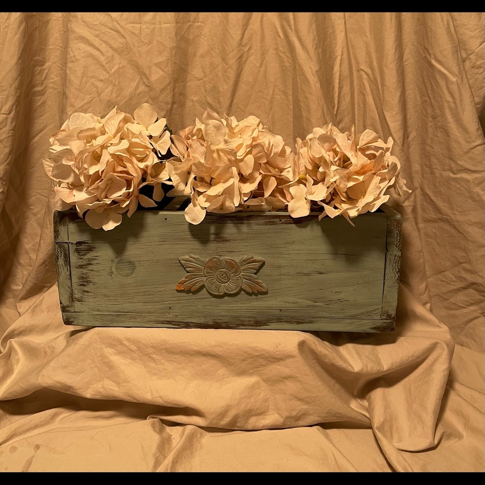 Planter box
